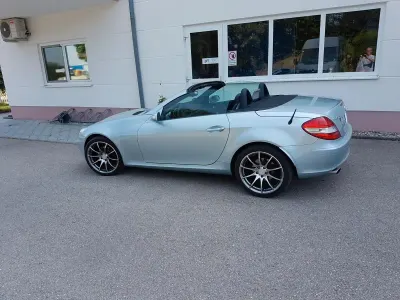 Gebraucht Mercedes SLK200 163 PS (119 kW) 2005 Silber Cabrio