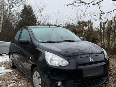 Schwarz Gebraucht 2013 Mitsubishi Space Star Plus Kleinwagen | 2.999 € (Fairer Preis)