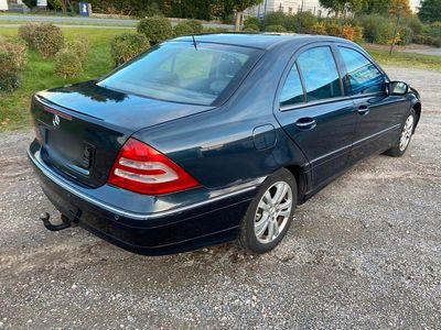 Mercedes C240