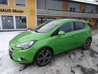 Grün Gebraucht 2017 Opel Corsa Innovation Kleinwagen | 10.490 € (Etwas zu teuer)