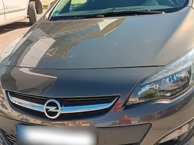 Gebraucht Opel Astra 110 PS (80 kW) 2015 Grau Kombi