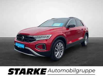 Gebraucht VW T-Roc Cabriolet Goal 150 PS (110 kW) 2025 Rot (kings red metallic/schwarz) SUV