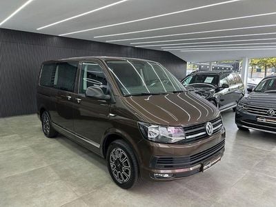Gebraucht VW Multivan Trendline 150 PS (110 kW) 2017 Braun Van / Kleinbus