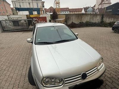 Silber Gebraucht 2001 VW Golf IV Kleinwagen | 2.399 € (Fairer Preis)