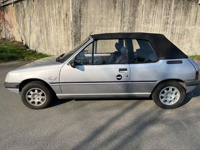 Gebraucht Peugeot 205 60 PS (44 kW) 1993 Silber Cabrio