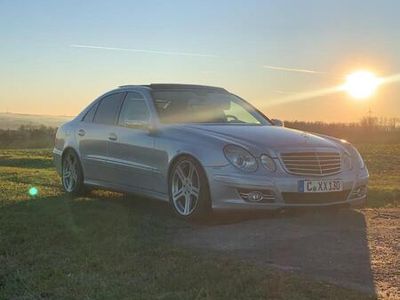 Mercedes E320