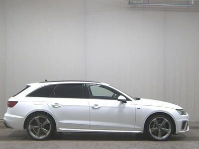 Weiss Gebraucht 2020 Audi A4 S-Line Kombi | 21.580 € (Superpreis)