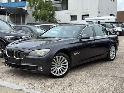 BMW 730