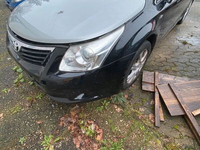 gebraucht Toyota Avensis Kombi, Unfall, 2012.