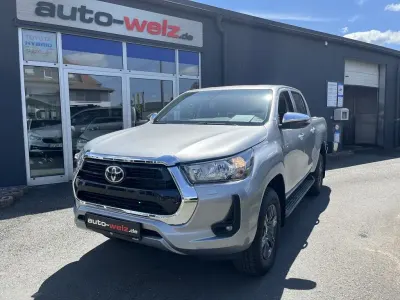 Nowe Toyota HiLux Comfort 150 KM (110 kW) 2026 Srebrny Pickup