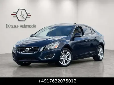 Gebraucht Volvo S60 254 PS (186 kW) 2012 Blau Limousine