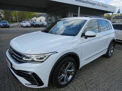 Second-hand VW Tiguan R-line 245 CP (180 kW) 2022 Alb SUV