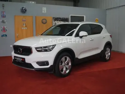 Gebraucht Volvo XC40 Momentum 163 PS (119 kW) 2021 Weiß SUV