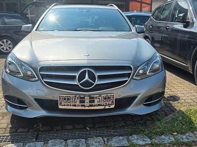 Mercedes E200
