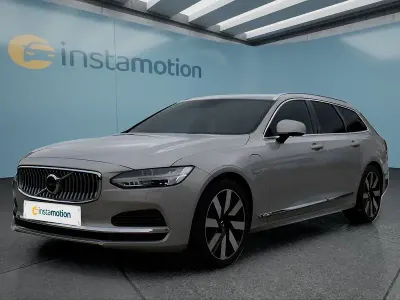 Gebraucht Volvo V90 398 PS (292 kW) 2025 Silber Kombi