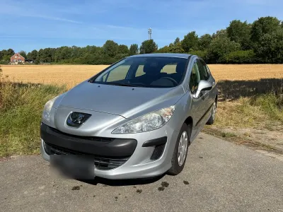 Gebraucht Peugeot 308 120 PS (88 kW) 2009 Silber Limousine