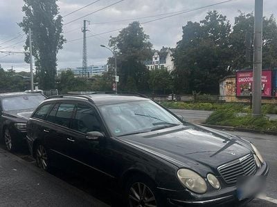 Mercedes E270