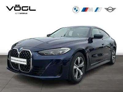 Gebraucht BMW 420 Sport Line 190 PS (139 kW) 2023 Bmw individual tansanitblau Coupé