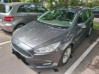 Gebraucht Ford Focus Business Edition 125 PS (91 kW) 2017 Grau Limousine