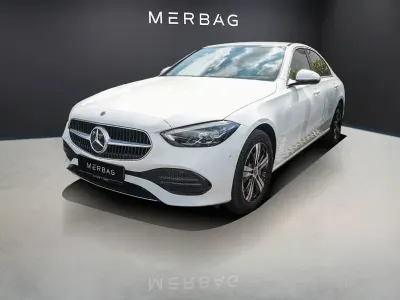Gebraucht Mercedes C300e Avantgarde 313 PS (230 kW) 2024 Weiß Limousine
