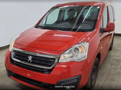 Gebraucht Peugeot Partner Active 99 PS (72 kW) 2018 Rot ardent/deckende lack Van / Kleinbus