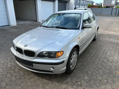 Gebraucht BMW 325 Basis 192 PS (141 kW) 2002 Silber Limousine
