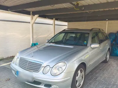 Gebraucht Mercedes E200 Classic 163 PS (119 kW) 2003 Silber Kombi