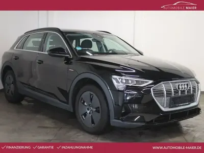 Gebraucht Audi e-tron Sport 230 kW (313 PS) 2022 Brillantschwarz SUV