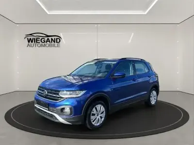 Używany VW T-Cross Life 150 KM (110 kW) 2021 Niebieski SUV