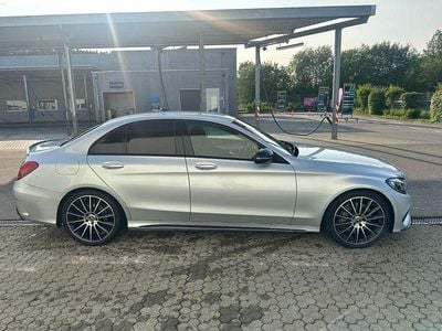 Silber Gebraucht 2016 Mercedes C250 AMG line Limousine | 21.299 € (Teuer)