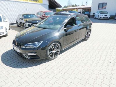 Usata Seat Leon 4Drive 300 CV (220 kW) 2010 Nero Utilitaria