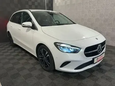 Gebraucht Mercedes B200 Progressive 150 PS (110 kW) 2023 Weiß Van / Kleinbus