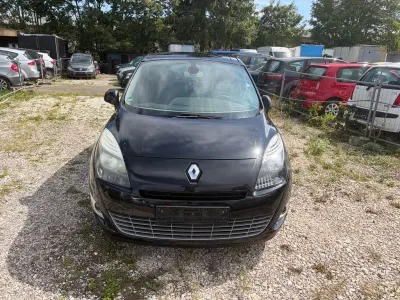 Gebraucht Renault Scénic III Bose Edition 131 PS (96 kW) 2011 Schwarz Van / Kleinbus