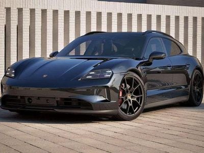 Second-hand Porsche Taycan 4S 439 kW (598 CP) 2024 Negru Berlinǎ