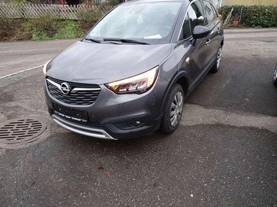 Mondstein grau/e:vulkan grau Gebraucht 2019 Opel Crossland X SUV | 11.900 € (Guter Preis)