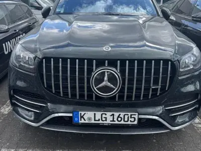 Gebraucht Mercedes GLS400 330 PS (242 kW) 2022 Grün SUV