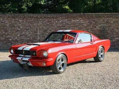 Rot Gebraucht 1965 Ford Mustang Fastback | 69.950 €