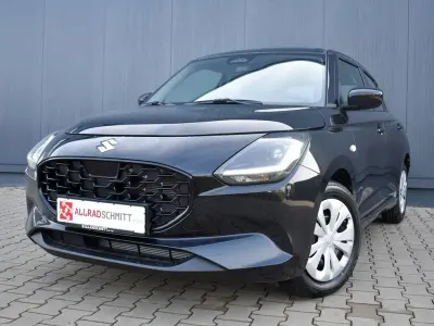 Neu Suzuki Swift Club 82 PS (60 kW) 2026 Schwarz Kleinwagen