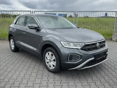 Gebraucht VW T-Roc 110 PS (80 kW) 2022 Indiumgrau metallic SUV