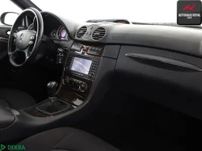 Gebraucht Mercedes CLK200 Elegance 184 PS (135 kW) 2008 Obsidianschwarz Coupé