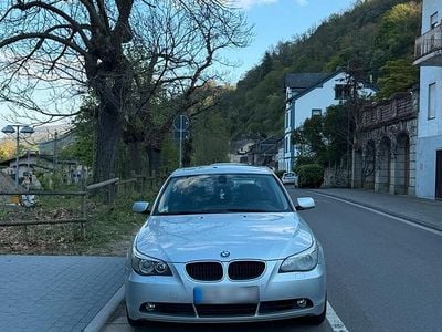Gebraucht BMW 530 220 PS (161 kW) 2003 Grau Limousine