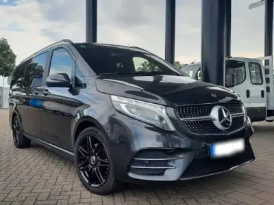 Gebraucht Mercedes V300 Avantgarde 239 PS (175 kW) 2020 Grau Van / Kleinbus