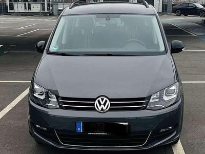 Usata VW Sharan Match 140 CV (102 kW) 2012 Grigio Monovolume