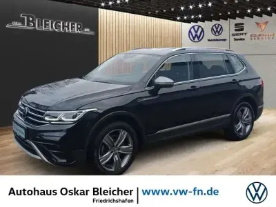Gebraucht VW Tiguan Allspace Elegance 200 PS (147 kW) 2021 Schwarz SUV