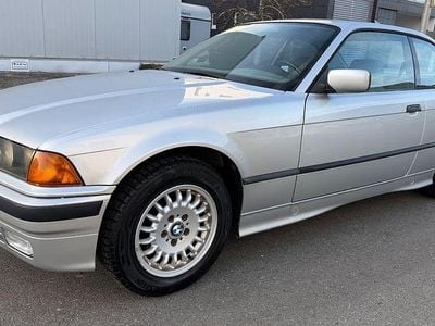 Grau Gebraucht 1993 BMW 320 Coupé | 7.800 €