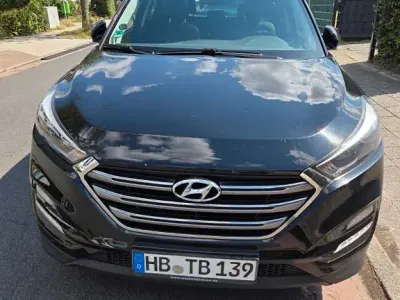 Gebraucht Hyundai Tucson Style 116 PS (85 kW) 2016 Schwarz SUV