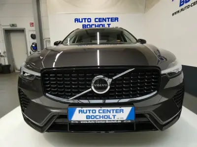 Gebraucht Volvo XC60 Plus 197 PS (144 kW) 2023 Grau SUV