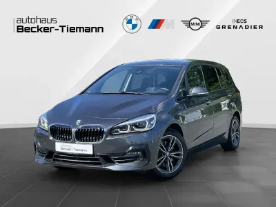 Gebraucht BMW 220 Gran Tourer Sport Line 190 PS (139 kW) 2019 Mineralgrau Van / Kleinbus