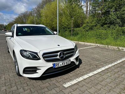 Second-hand Mercedes E200 AMG line 150 CP (110 kW) 2017 Alb Break