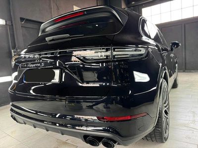 Gebraucht Porsche Cayenne S Sport 441 PS (324 kW) 2018 Schwarz SUV